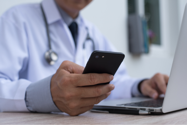 HIPAA-konforme mobile App zur Fallprotokollierung für Chirurgen